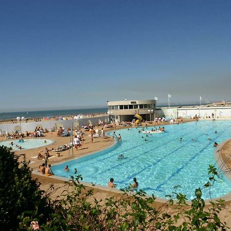La Reine Des Plages Cls Deauville Trouville-sur-mer Exteriör bild
